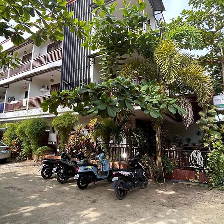 Puyo Suites Homestay General Luna  Extérieur photo