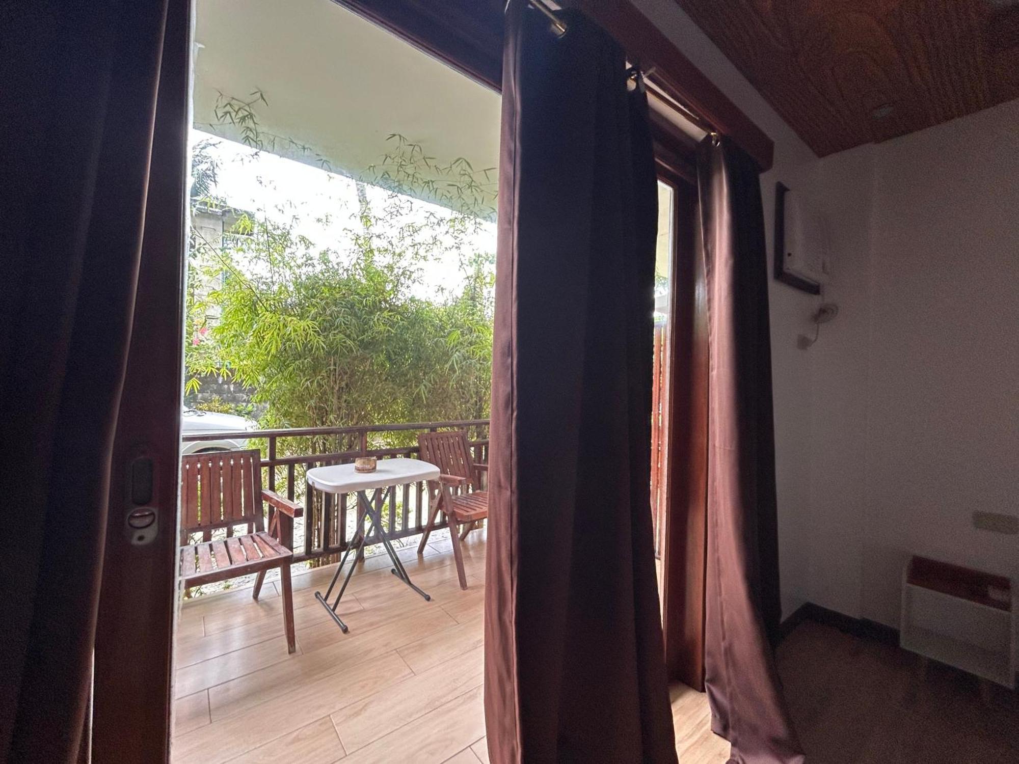 Puyo Suites Homestay General Luna  Extérieur photo