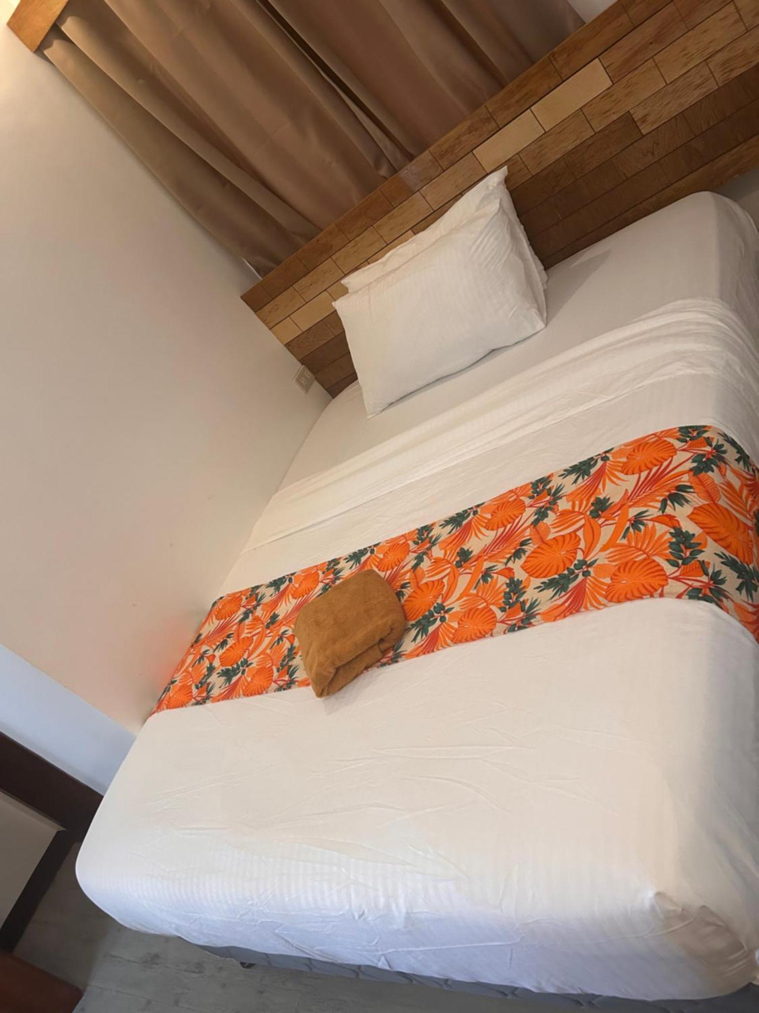 Puyo Suites Homestay General Luna  Extérieur photo